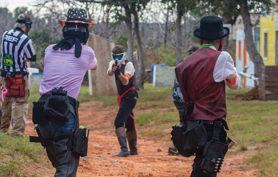 4 player Mexican Standoff at Oklahoma October Game